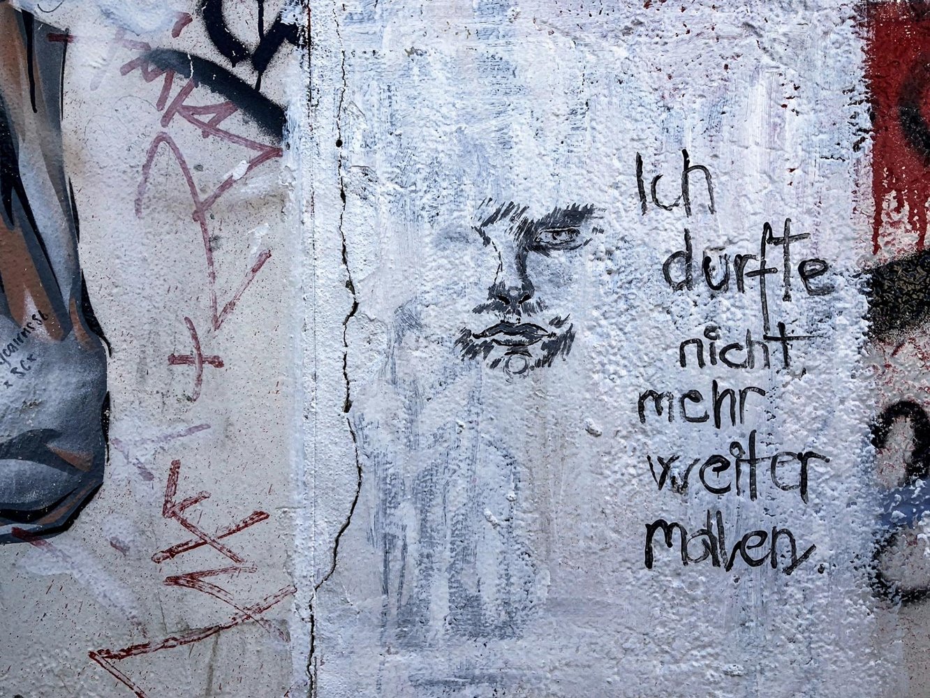Graffito "Ich durfte nicht weiter malen." Graffito "Ich durfte nicht weiter malen."