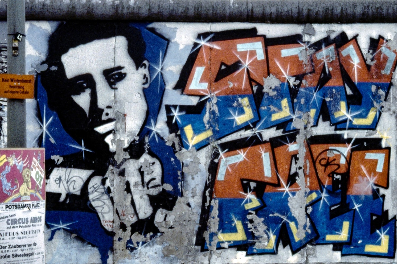 Mural "Stay Free" von Christoph Frank