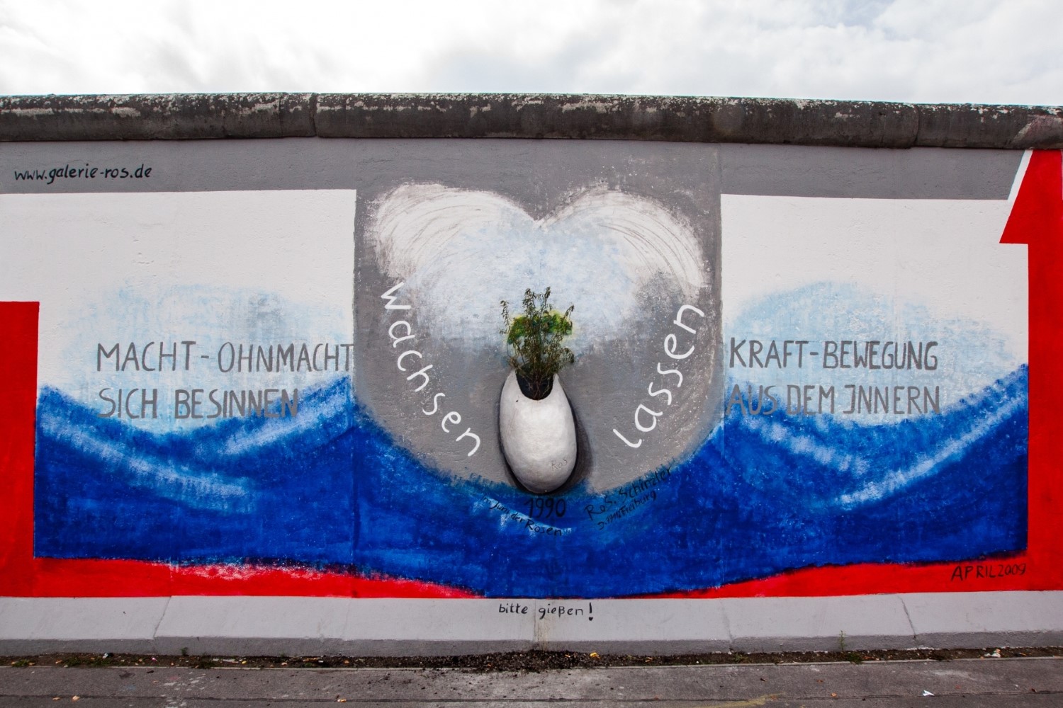 Mural "Wachsen lassen" von Rosemarie Schinzler (Restaurierte Fassung)